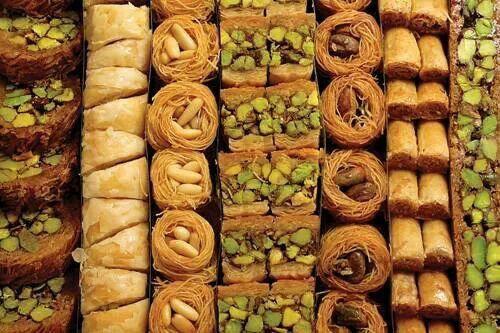 Baklawa al Jandoline بقلاوة جندولين